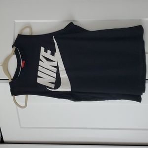 Womens nike muscle tank